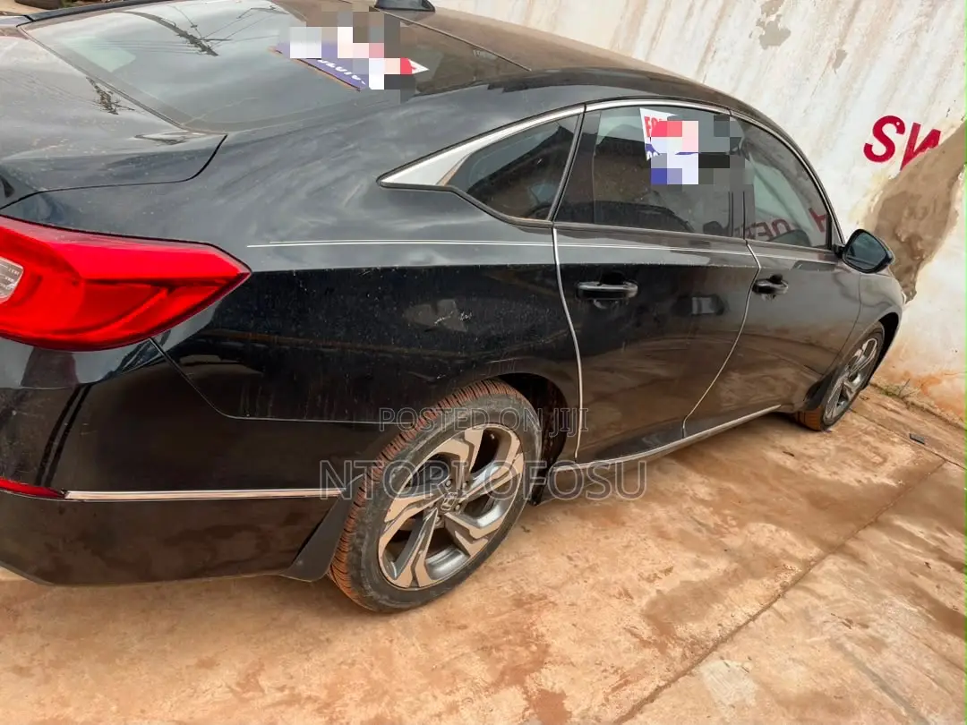 Honda Accord Sport 2.0T 2018 Black