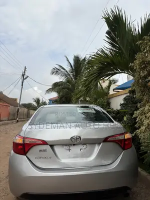 Toyota Corolla LE Eco 4dr Sedan (1.8L 4cyl CVT) 2016 Silver