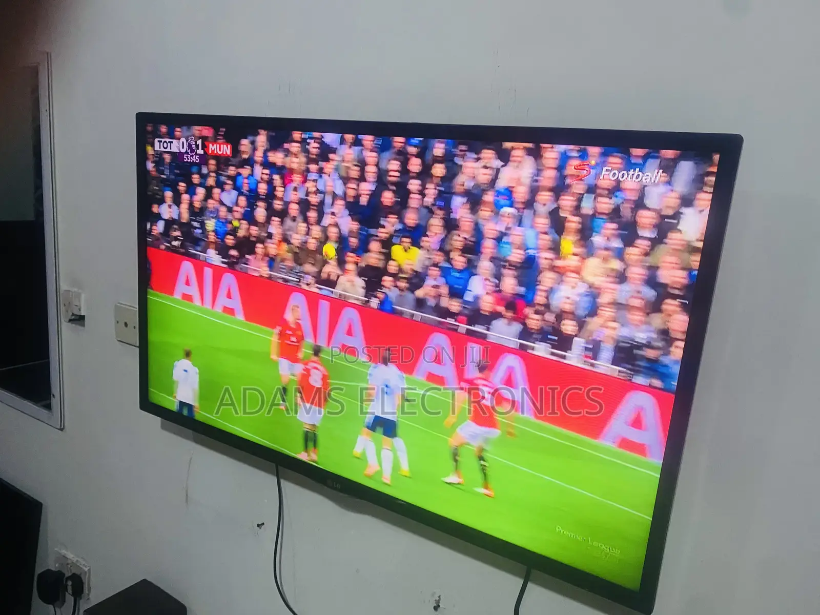 A Very Nice Home Used LG Full Digital 42 Inches TV for Sale