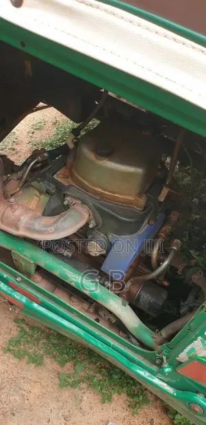 Bajaj RE 2025 Green