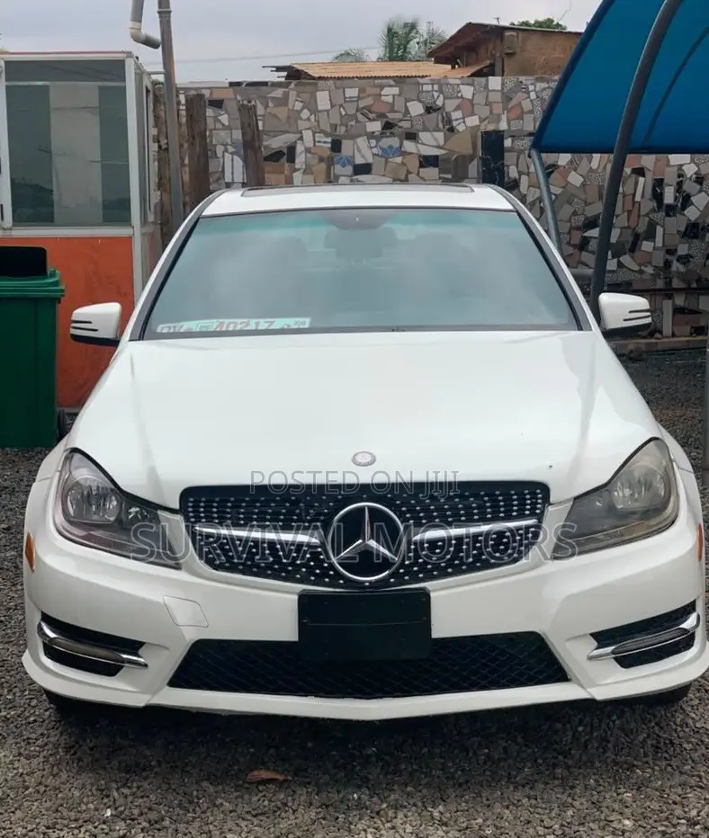 Mercedes-Benz C250 2014 White