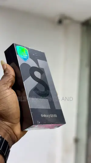 New Samsung Galaxy S21 5G 256 GB Silver