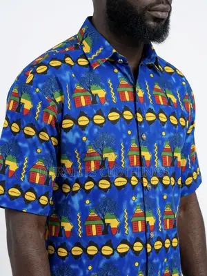 Men’s Blue Heritage Motif African Print Short-Sleeve Shirt