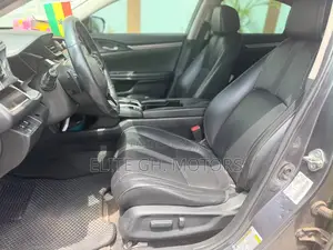 Honda Civic Touring Sedan 2019 Gray