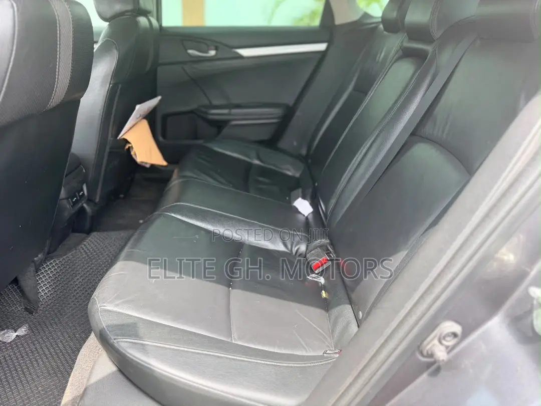 Honda Civic Touring Sedan 2019 Gray