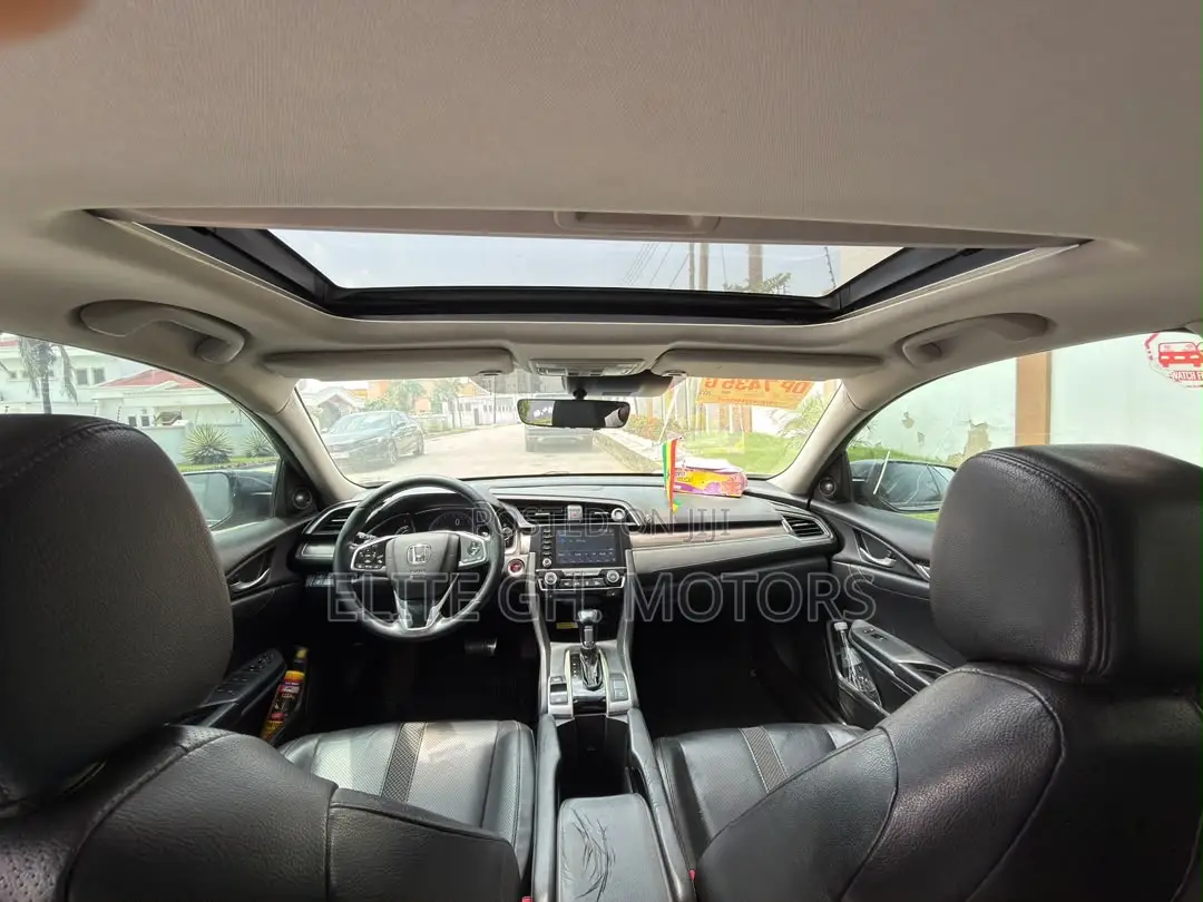 Honda Civic Touring Sedan 2019 Gray