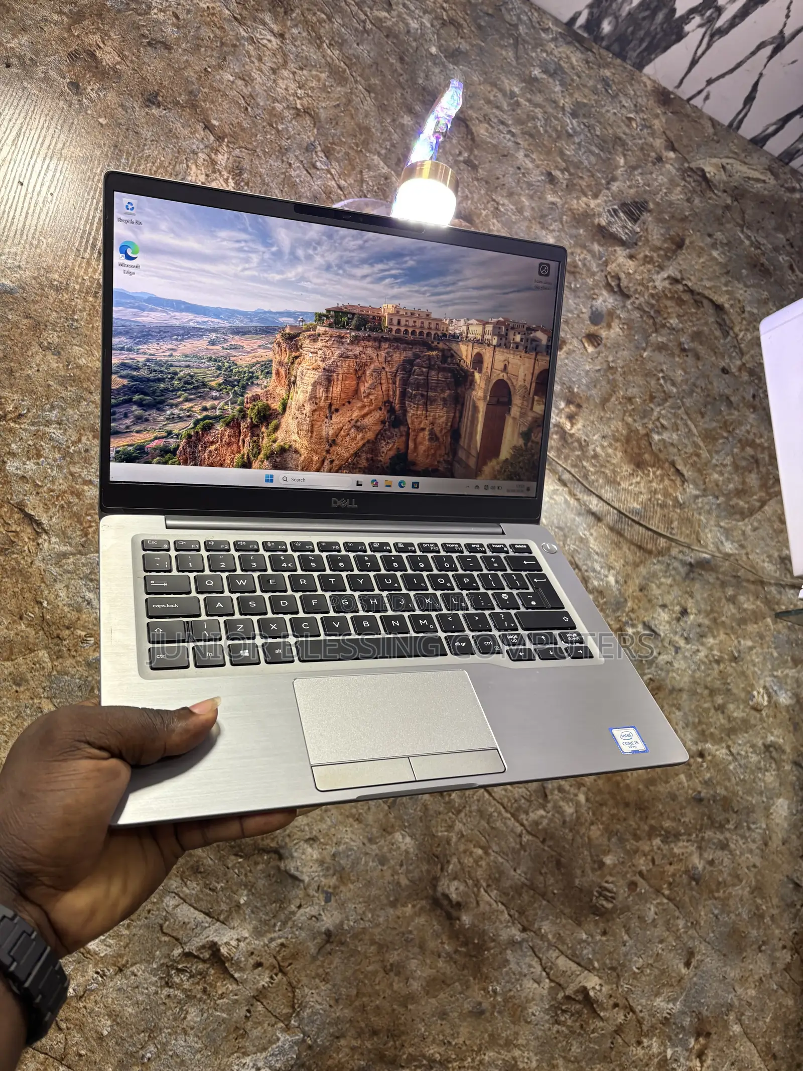 Laptop Dell Latitude 7300 8GB Intel Core i5 SSD 512GB