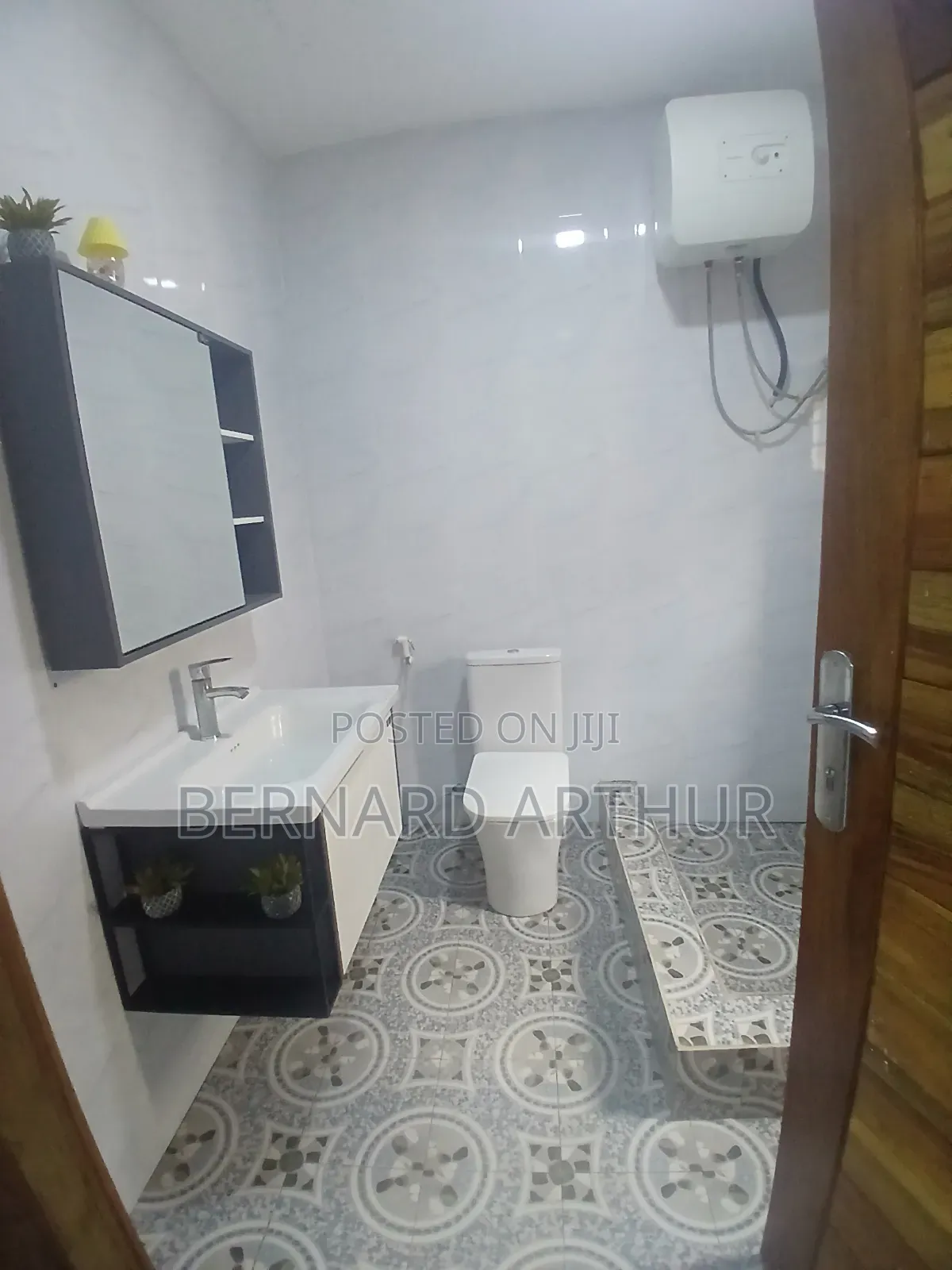 4bdrm House in Bernard Agency, Pokuase for rent