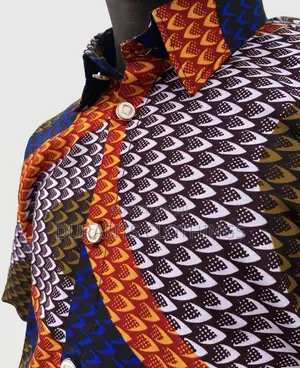 Men’s Feather Wave African Print Short-Sleeve Shirt