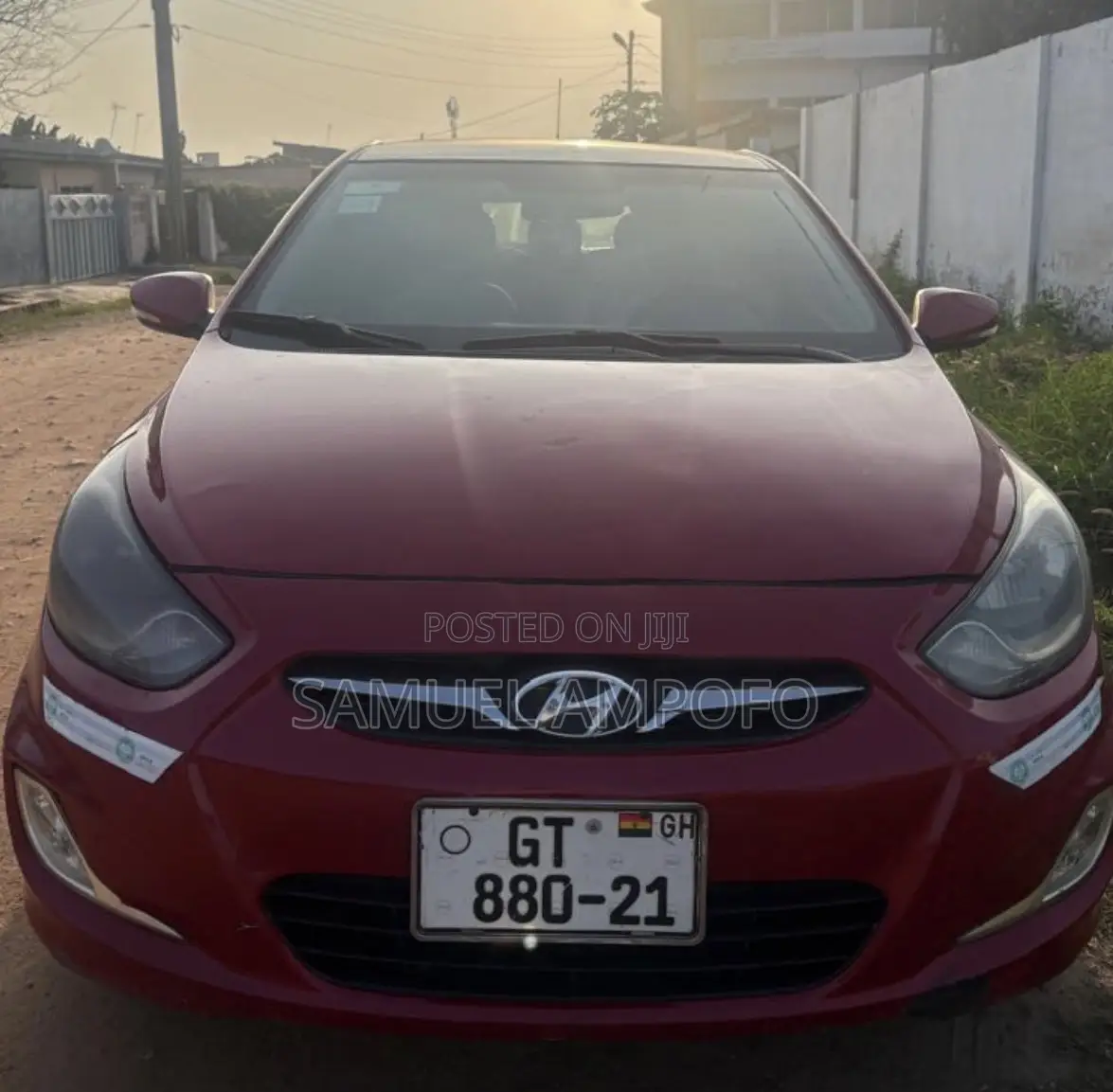 Hyundai Accent 2012 Brown