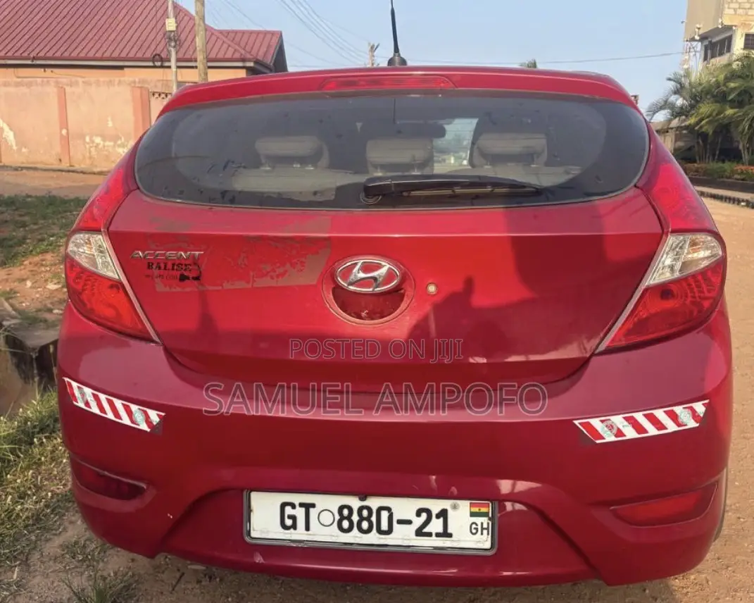 Hyundai Accent 2012 Brown
