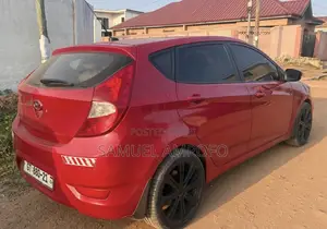 Hyundai Accent 2012 Brown