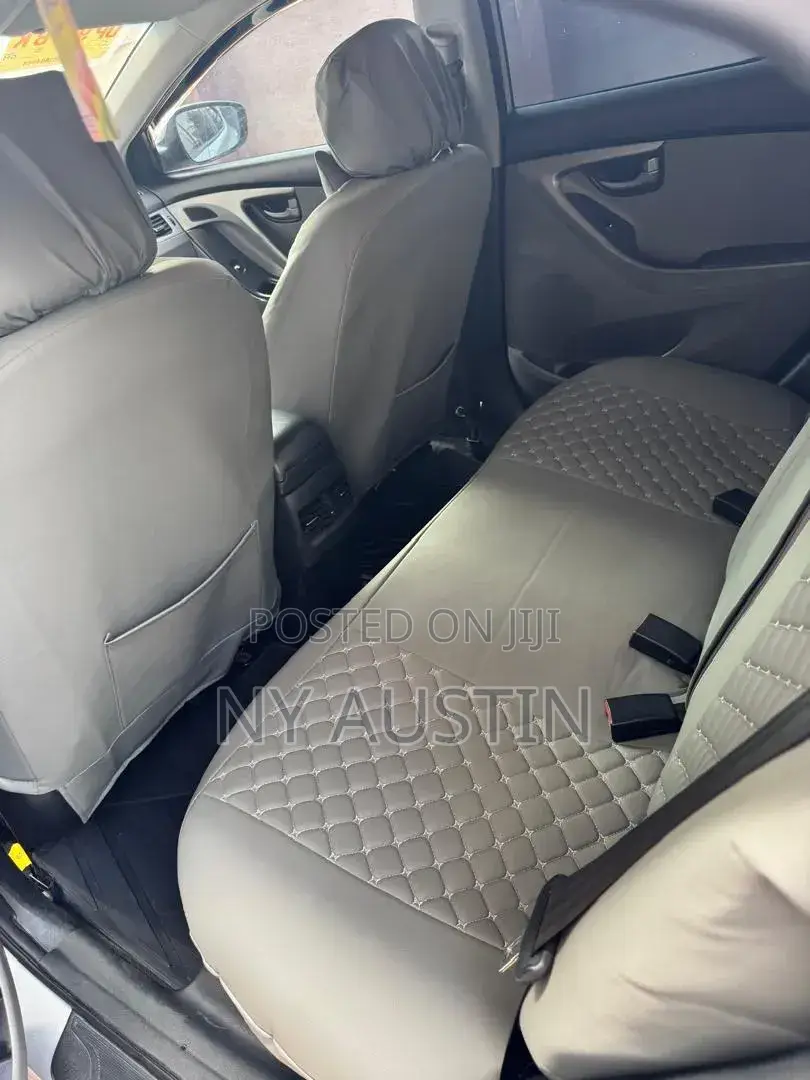Hyundai Elantra 2015 Silver
