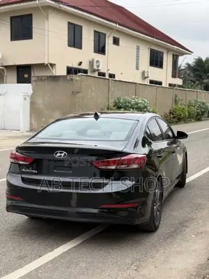 Hyundai Elantra Sport Sedan FWD (1.6L 4cyl 6M) 2017 Black