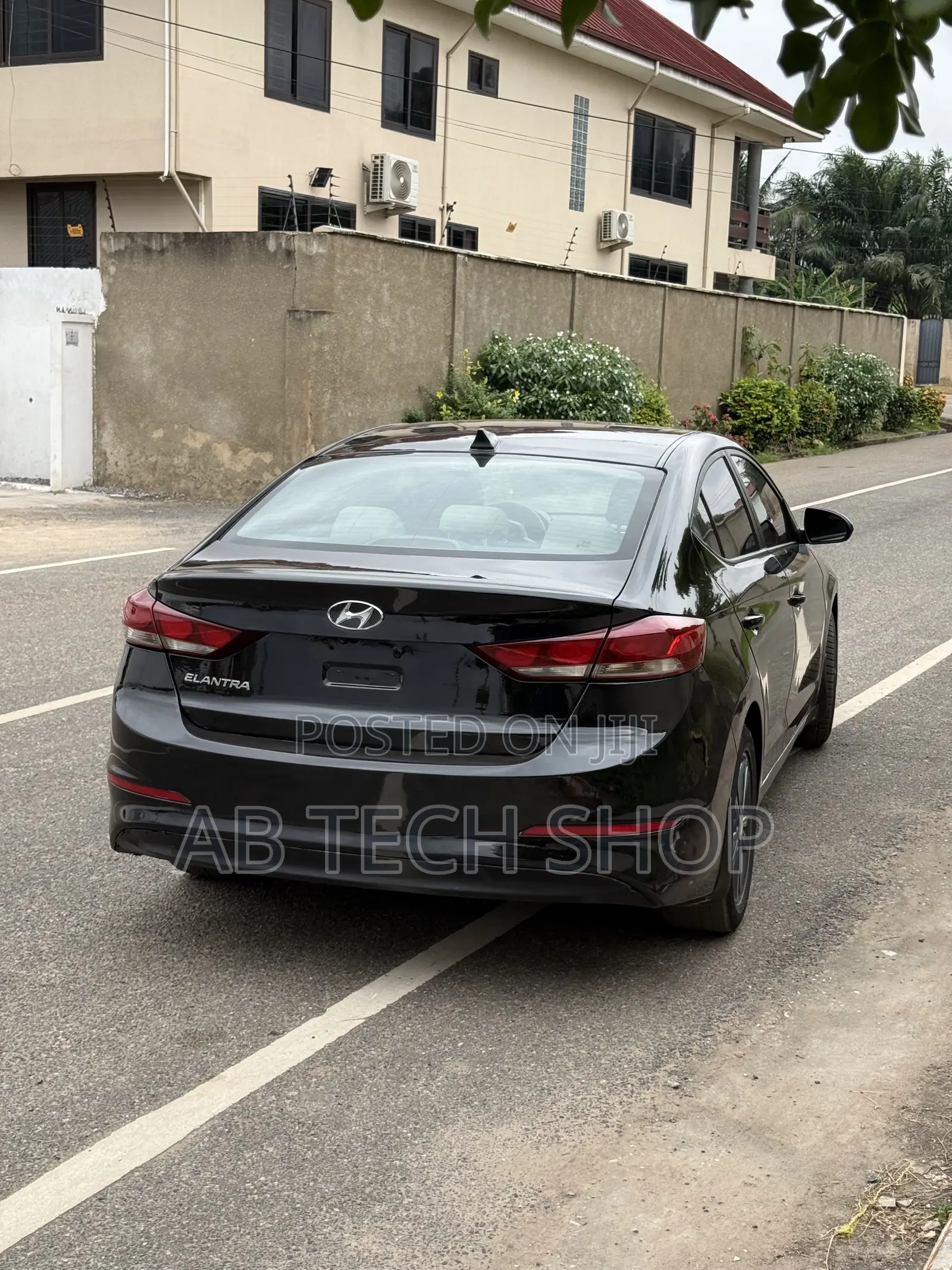 Hyundai Elantra Sport Sedan FWD (1.6L 4cyl 6M) 2017 Black