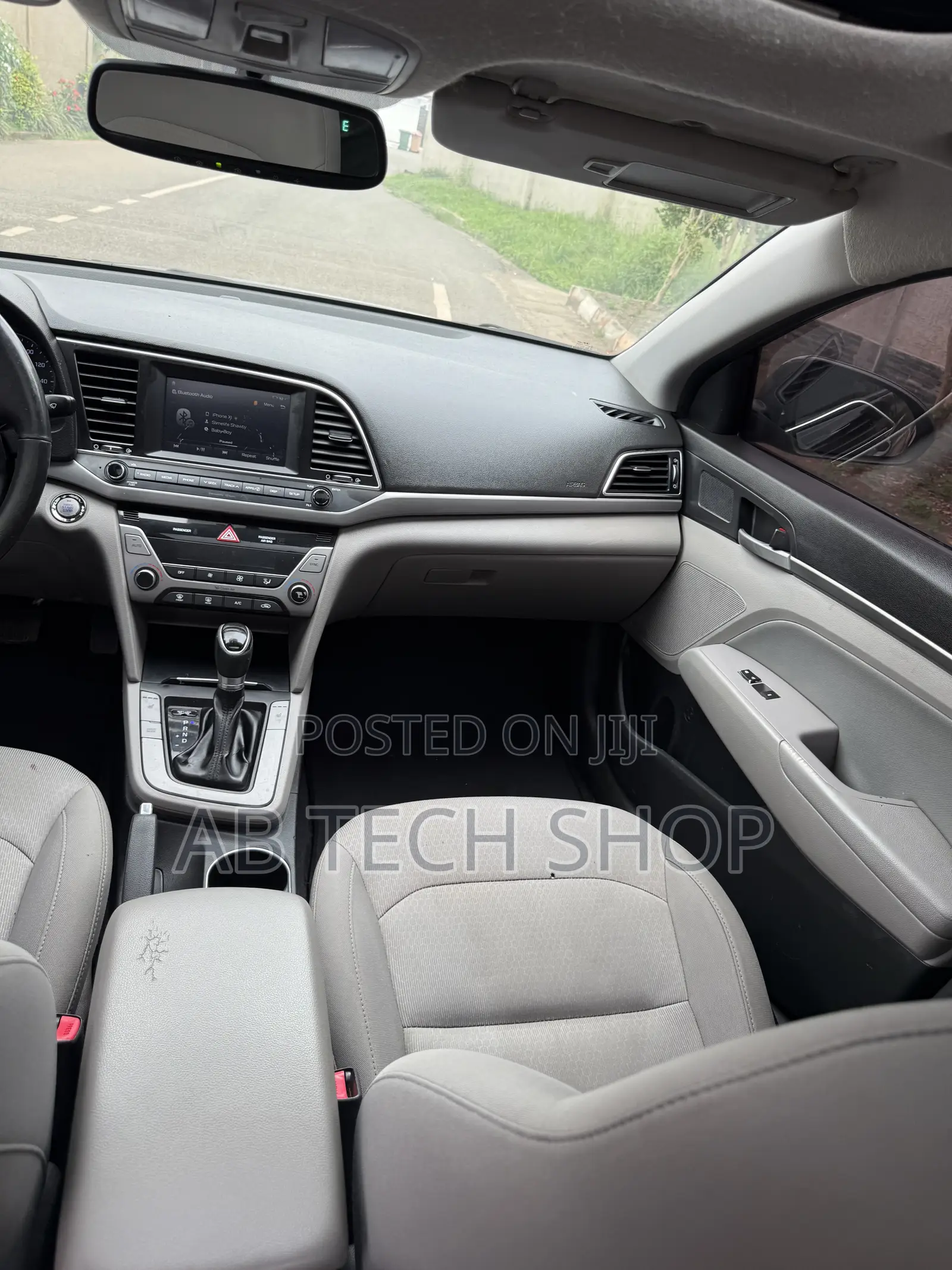Hyundai Elantra Sport Sedan FWD (1.6L 4cyl 6M) 2017 Black