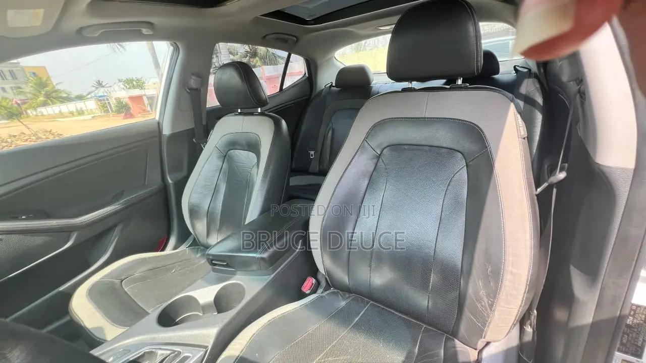Kia Optima 2013 Pearl