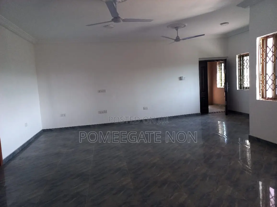 3bdrm Apartment in Community 25 for rent