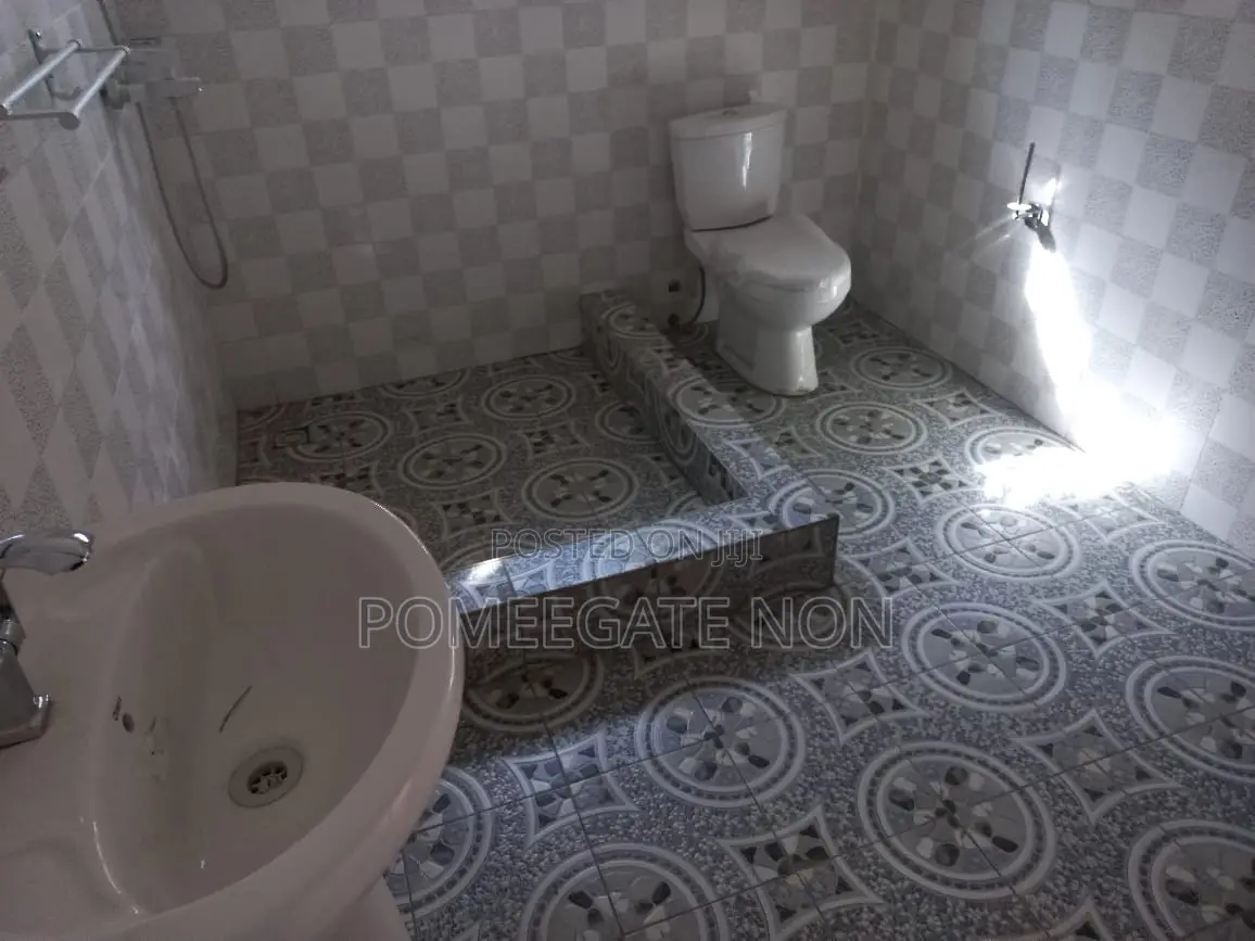 3bdrm Apartment in Community 25 for rent
