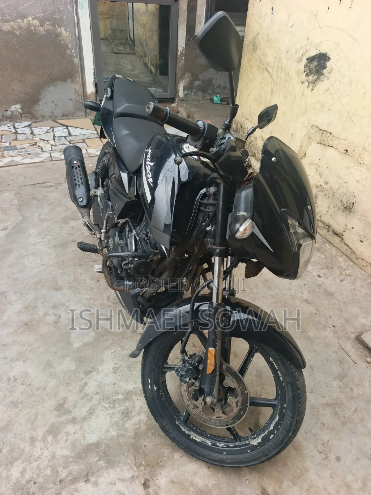 Bajaj Pulsar 150 2023 Black