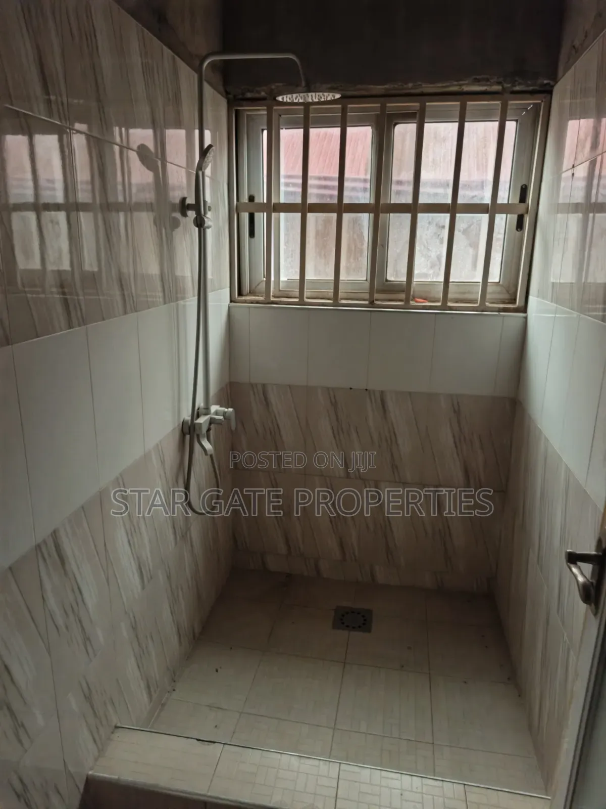 3bdrm Apartment in 3 Bedrooms Apartment, Kumasi Metropolitan for rent