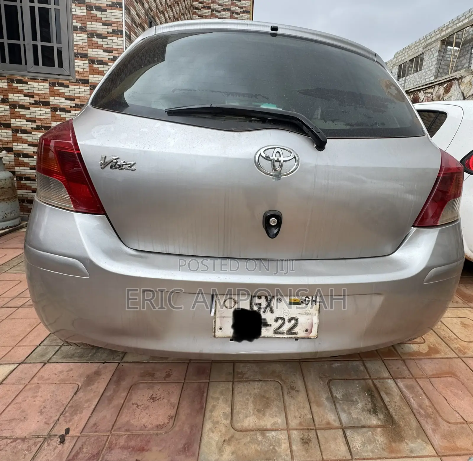 Toyota Vitz 1.5 FWD 3dr 2010 Silver