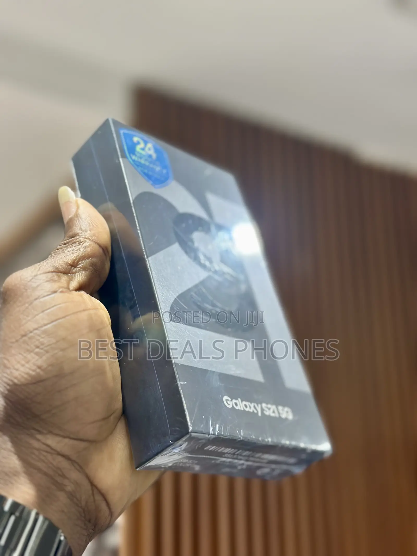 New Samsung Galaxy S21 5G 256 GB Gold