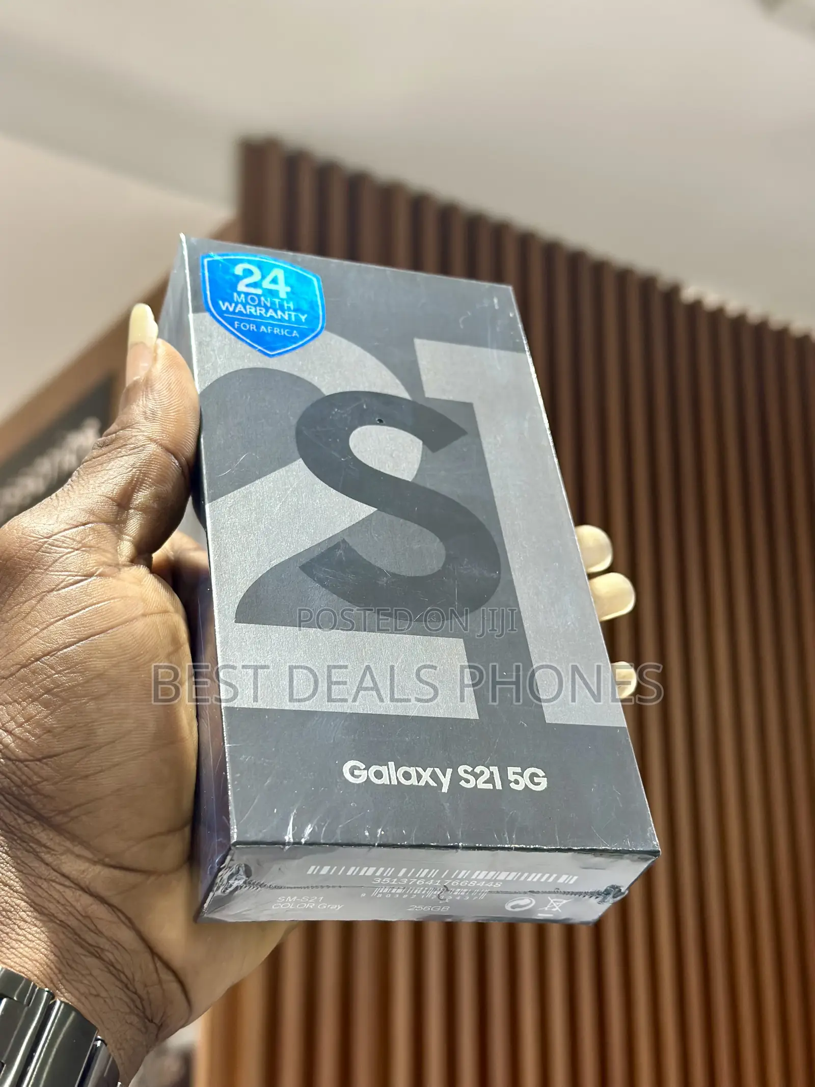 New Samsung Galaxy S21 5G 256 GB Gold