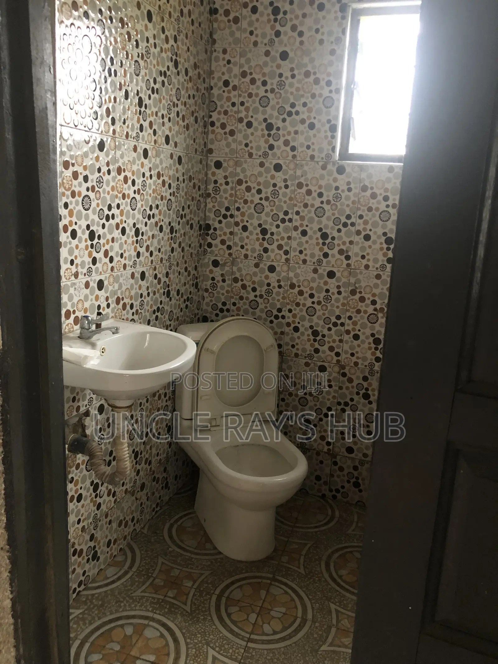 1bdrm Room & Parlour in Opeikuma for rent