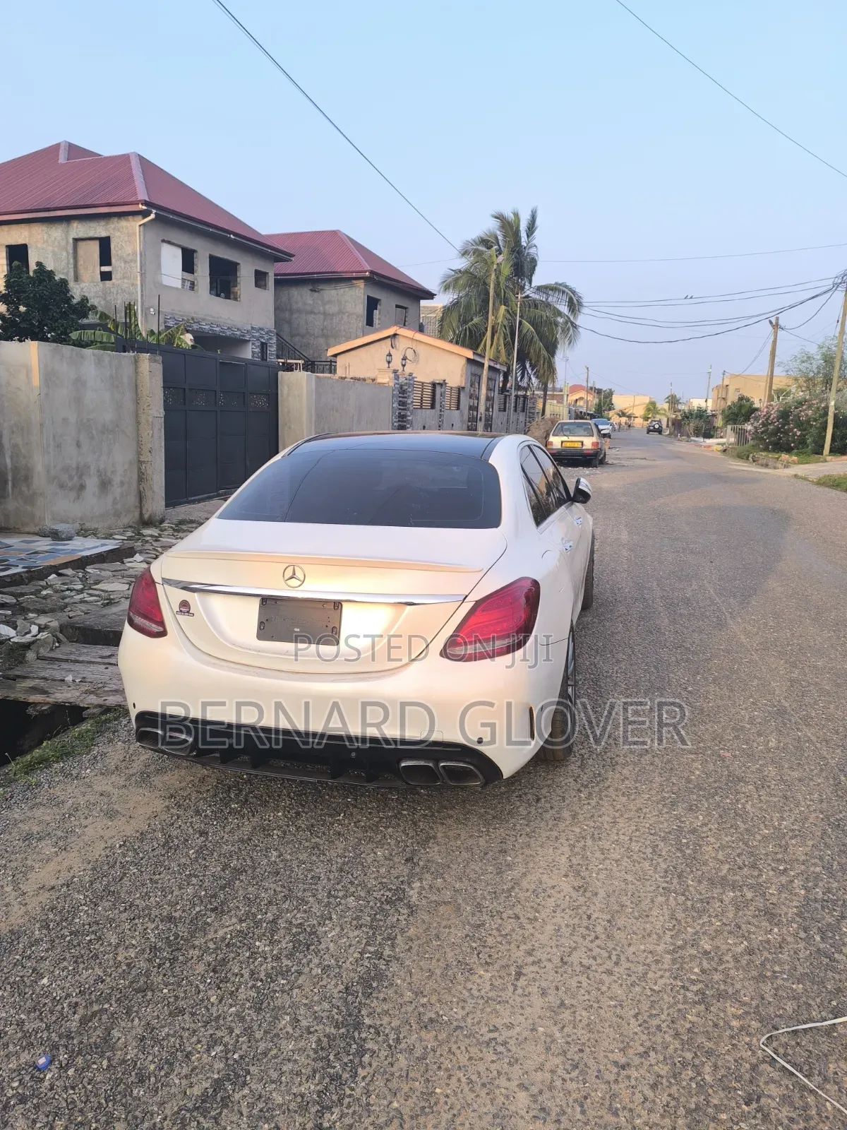 Mercedes-Benz C300 2016 Off white