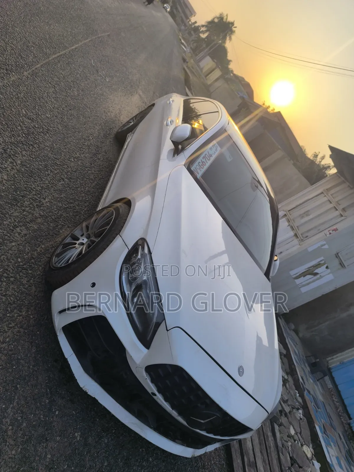 Mercedes-Benz C300 2016 Off white