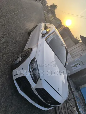 Mercedes-Benz C300 2016 Off white