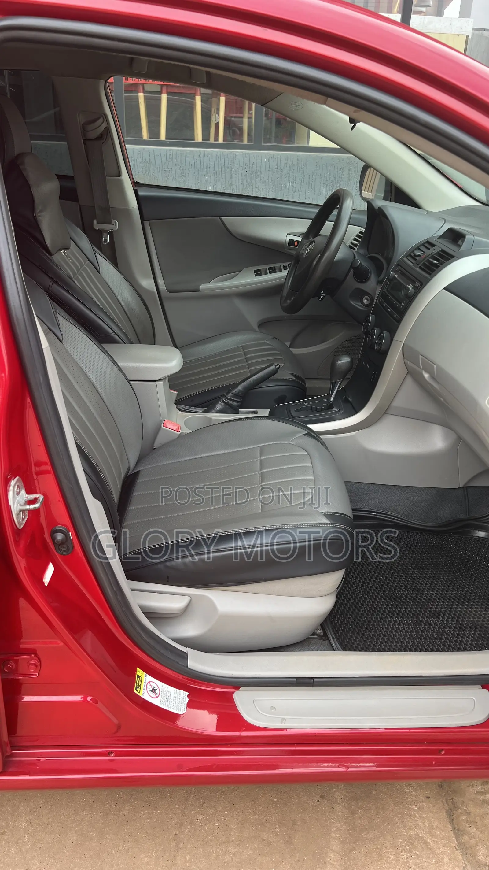 Toyota Corolla LE 4dr Sedan (1.8L 4cyl 4A) 2013 Red