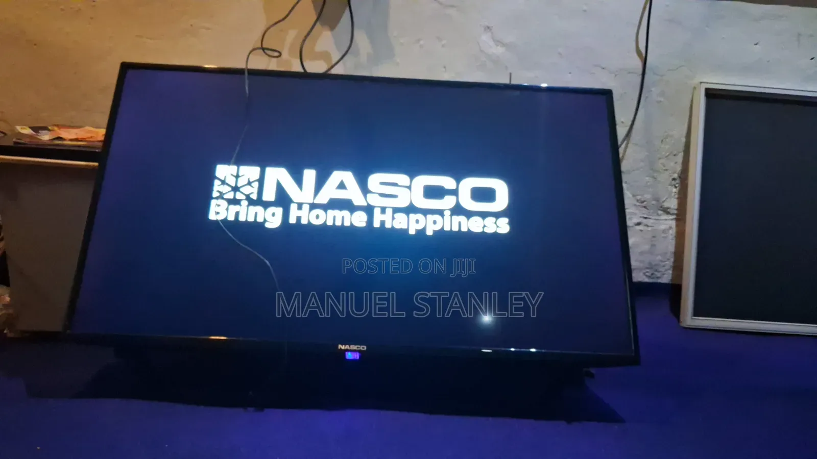 Nasco 42inches TV