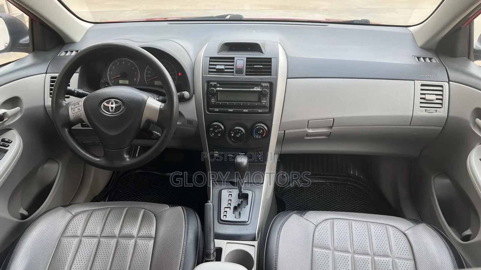 Toyota Corolla LE 4dr Sedan (1.8L 4cyl 4A) 2013 Red