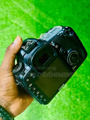 Canon 7D Body Only