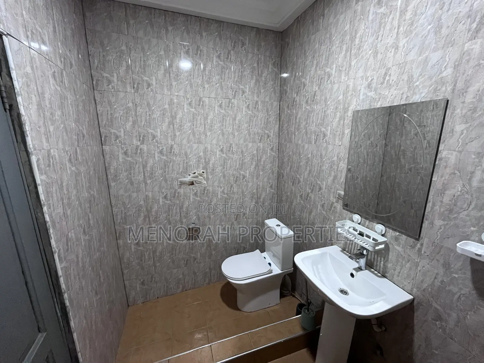 2bdrm Apartment in Adenta Amrahia for rent