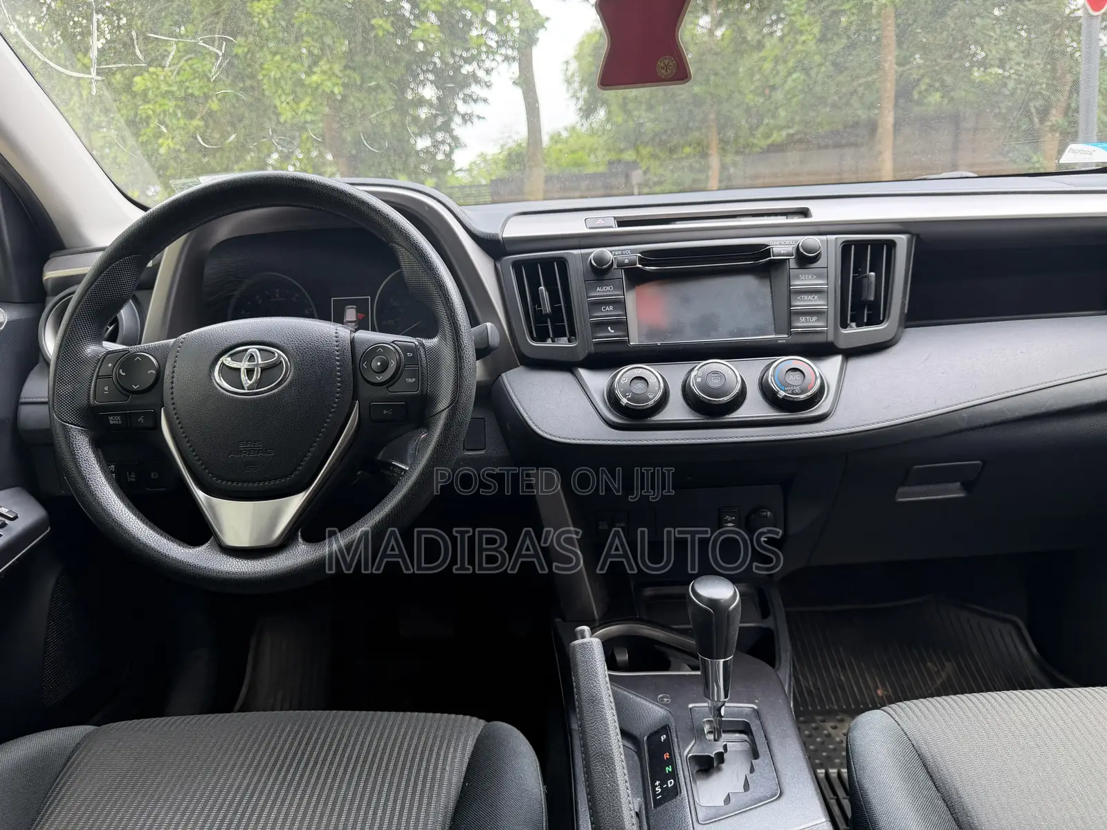 Toyota RAV4 LE 4dr SUV (2.5L 4cyl 6A) 2018 Blue