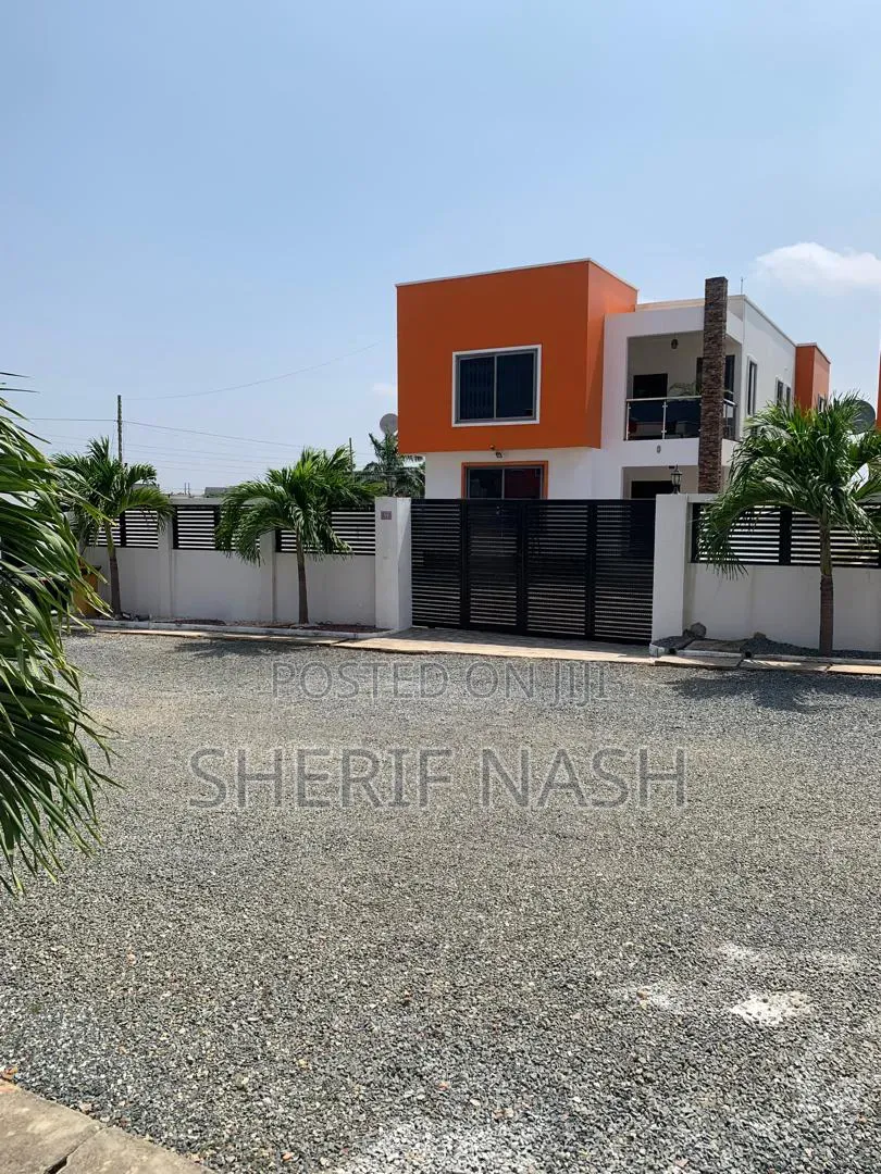 4bdrm Townhouse / Terrace in East Legon Hills, Accra Metropolitan