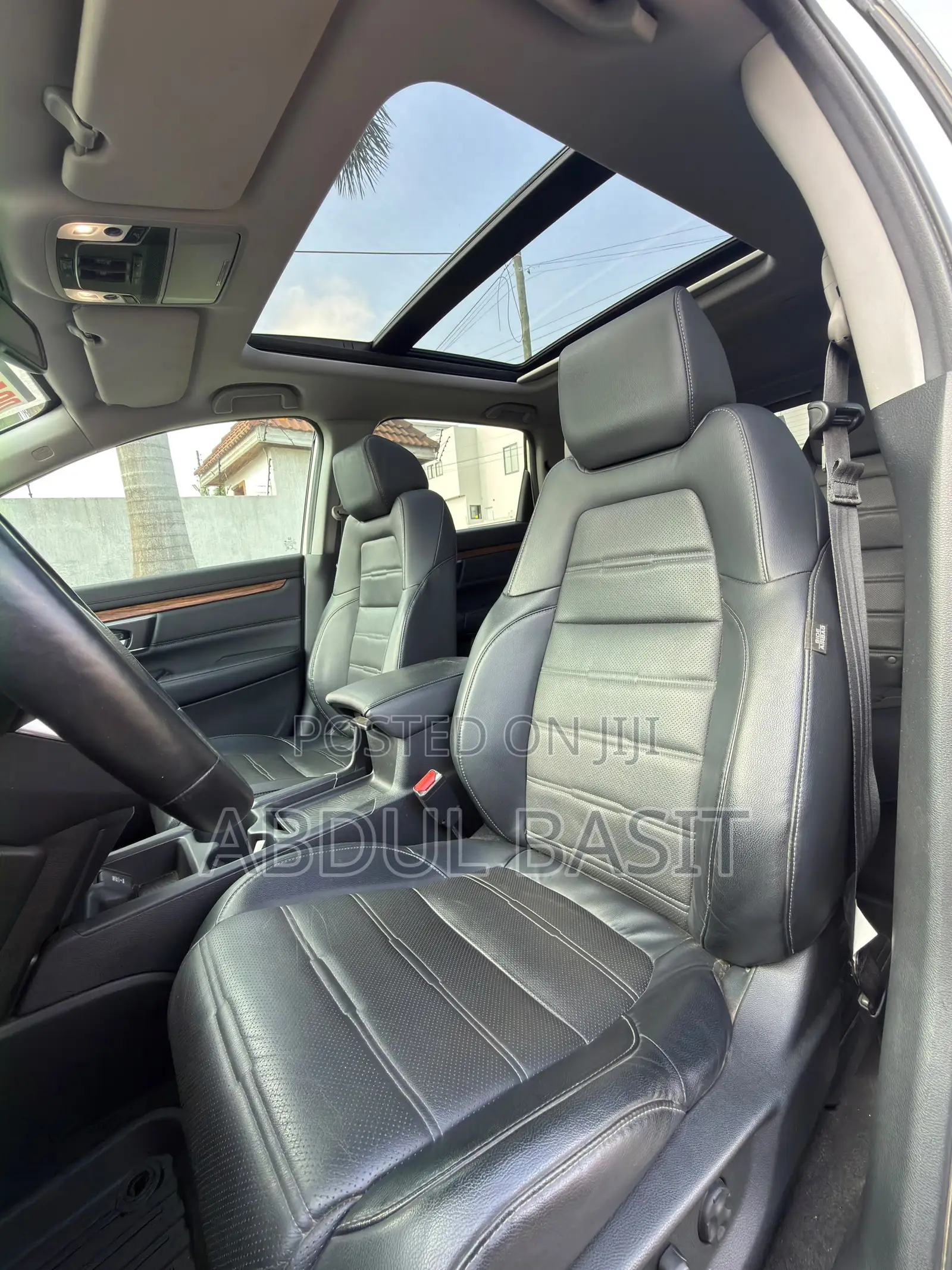 Honda CR-V Touring FWD 2018 White