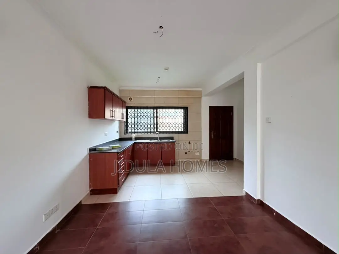 2bdrm Apartment in School Junction for rent