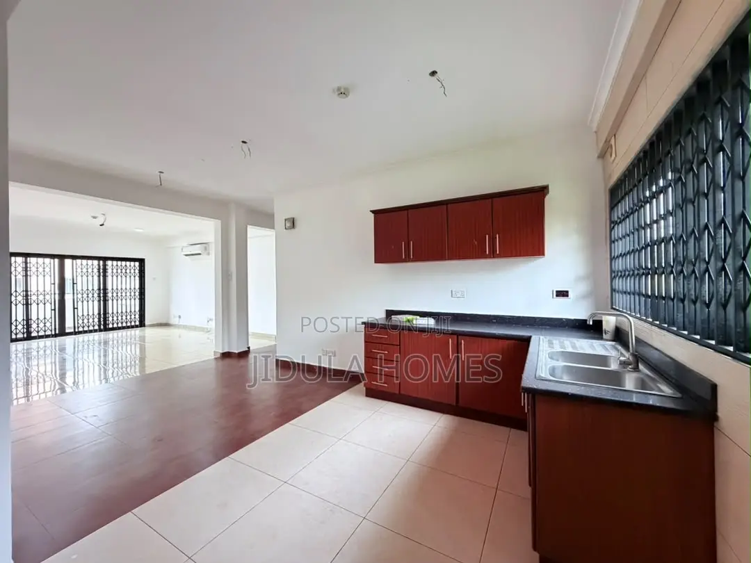 2bdrm Apartment in School Junction for rent