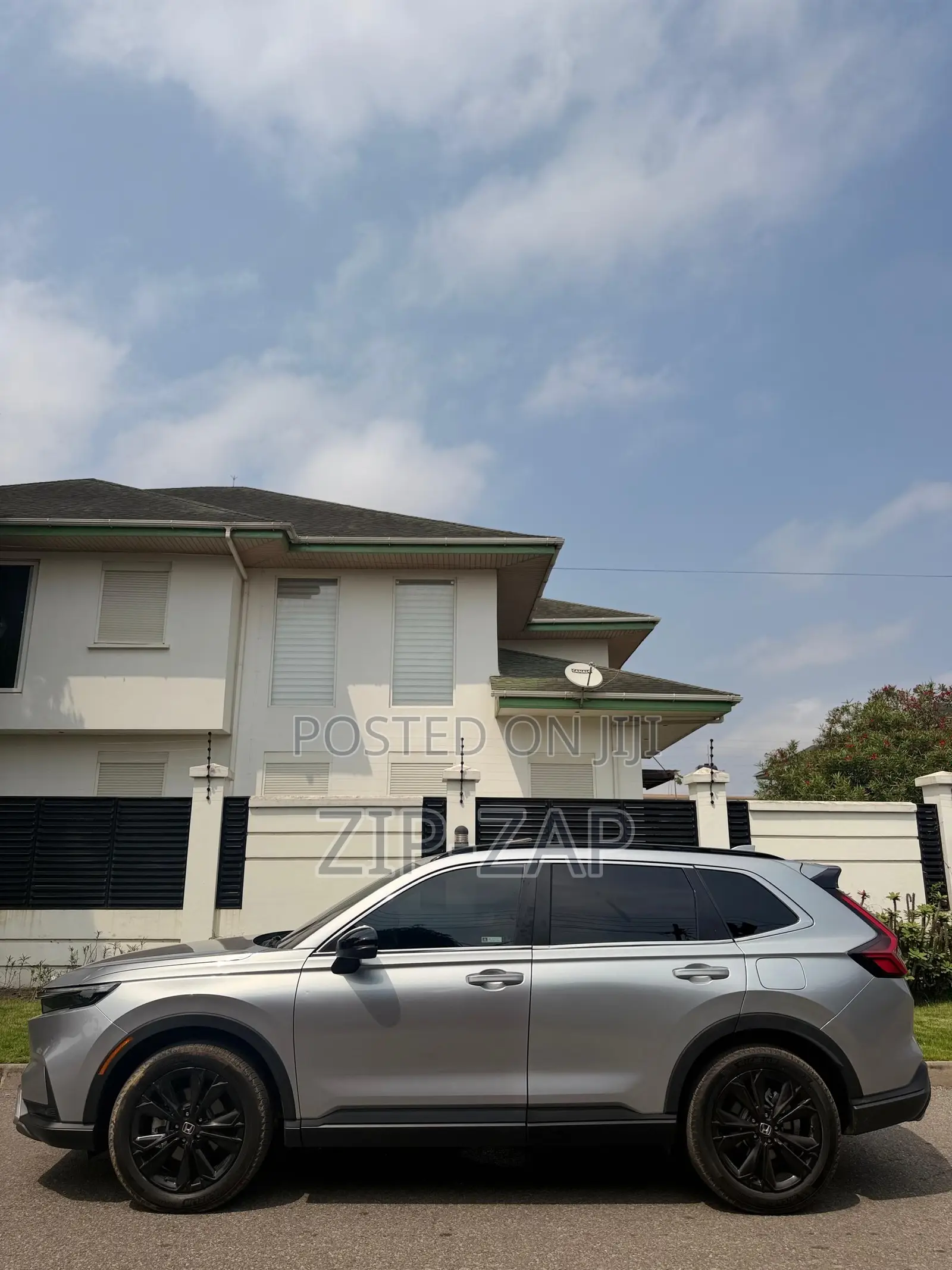Honda CR-V 2024 Gray