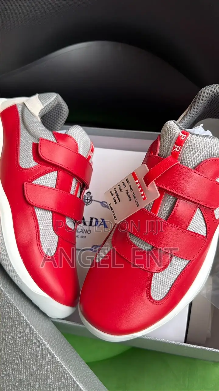 Prada American Cup Touch-Strap Available in Box(Location: Adum Kumasi)
