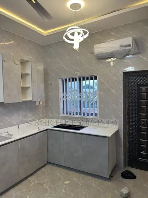 4bdrm House in Ab Richie Properties, Ola Achool Area for sale