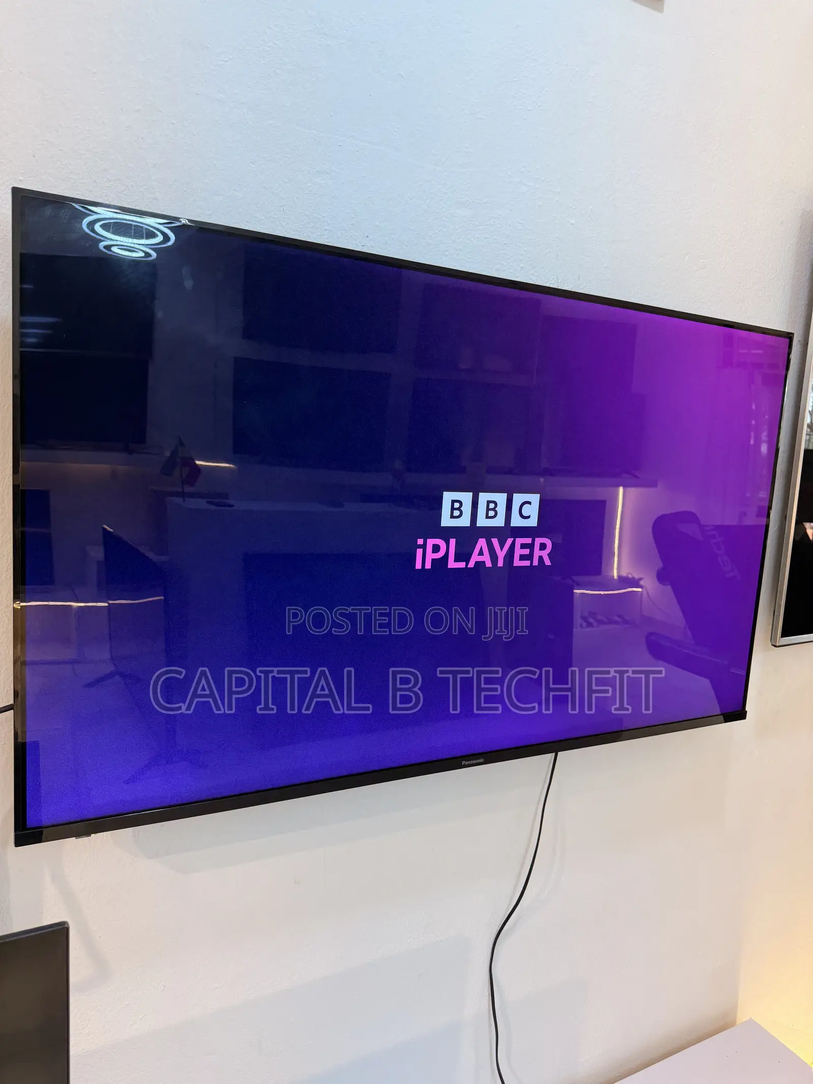 50inches Panasonic Smart Oled Machine /Super Sony Sound Bar