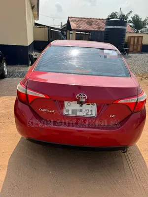 Toyota Corolla 2016 Red