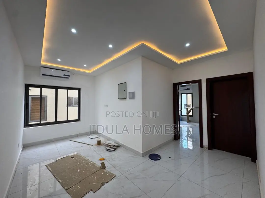 4bdrm Townhouse/Terrace in East Legon Hills, School Junction for sale