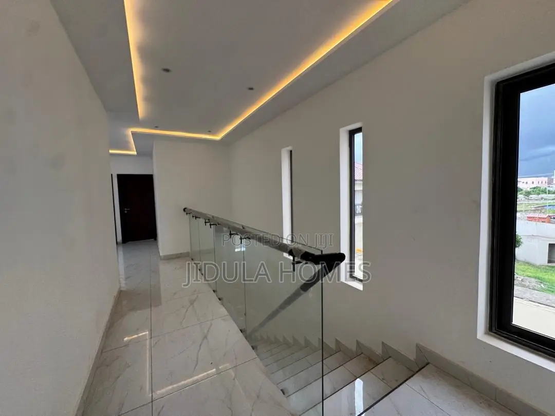 4bdrm Townhouse/Terrace in East Legon Hills, School Junction for sale