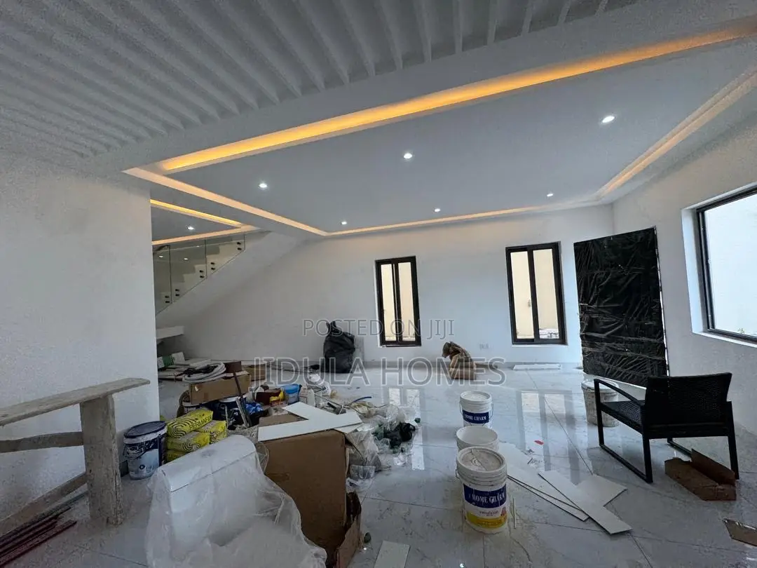 4bdrm Townhouse/Terrace in East Legon Hills, School Junction for sale